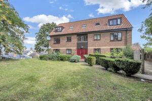 Armstrong Close, Newmarket